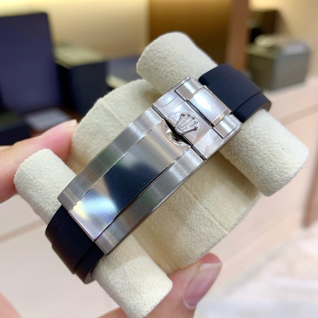 ロレックス|オイスター パーペチュアル コスモグラフ デイトナ 126589RBR