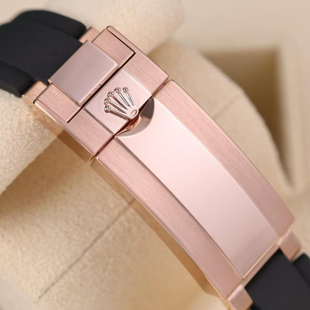 コスモグラフ デイトナ | オイスター、40 mm、エバーローズゴールド、ダイヤモンド  リファレンス 126535TBR