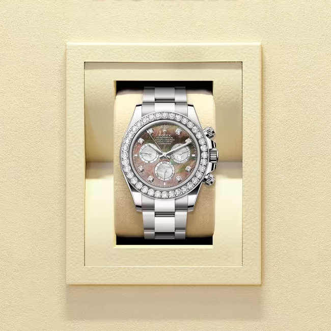 コスモグラフ デイトナ | オイスター、40 mm、ホワイトゴールド、ダイヤモンド  リファレンス 126579RBR-0001