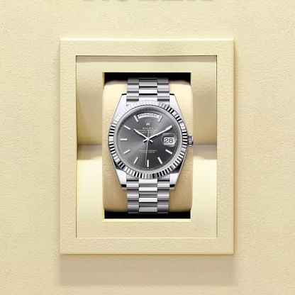 デイデイト 40 | オイスター、40 mm、プラチナ  リファレンス 228236-0013
