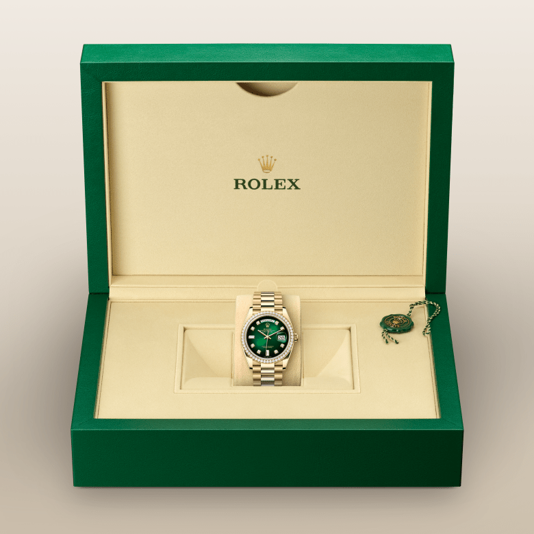 デイデイト 36 | オイスター、36 mm、イエローゴールド、ダイヤモンド  リファレンス 128348RBR-0035