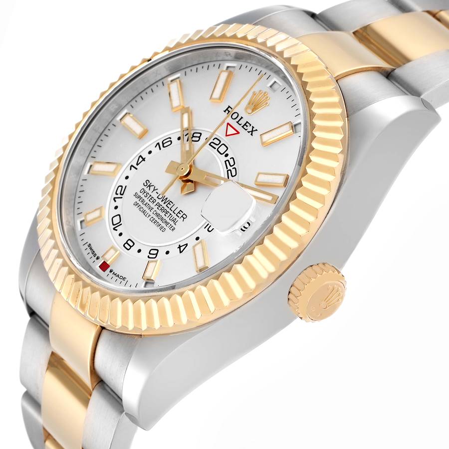 ロレックス スカイドゥエラー  オイスター、42 mm、オイスタースチール＆イエローゴールド  リファレンス m336933-0005