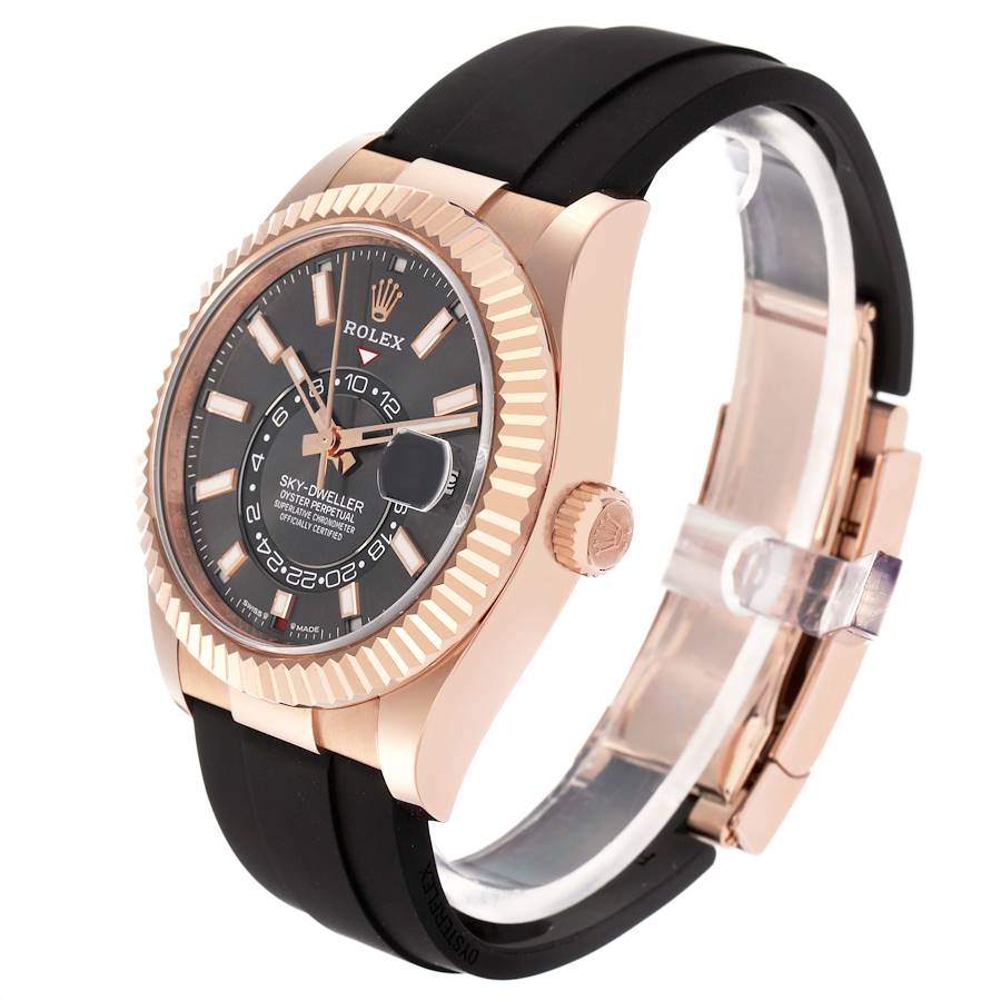 ロレックス スカイドゥエラー  オイスター、42 mm、エバーローズゴールド  リファレンス m336235-0004